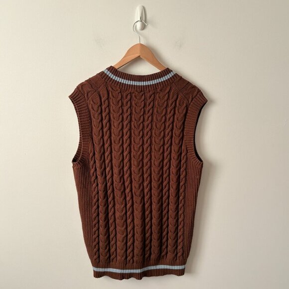 Aritzia Sunday Best Winston Knit Sweater Vest V Neck Brown Size Small - Picture 4 of 6